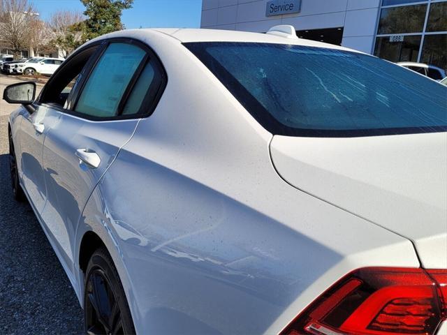 new 2024 Volvo S60 car