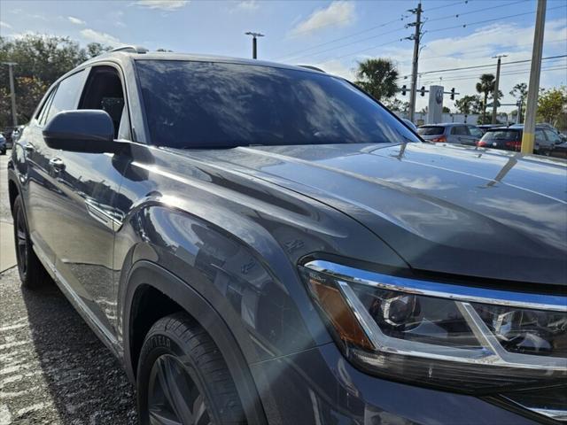 used 2021 Volkswagen Atlas Cross Sport car, priced at $23,495