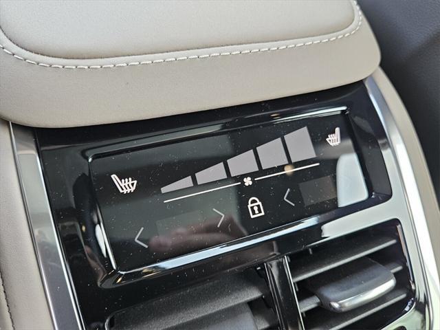 new 2025 Volvo XC90 car