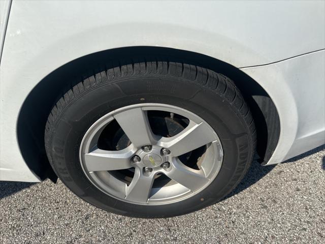 used 2015 Chevrolet Cruze car, priced at $6,995
