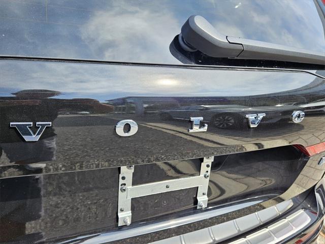 new 2025 Volvo XC60 car
