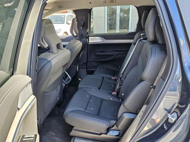 new 2025 Volvo EX90 car