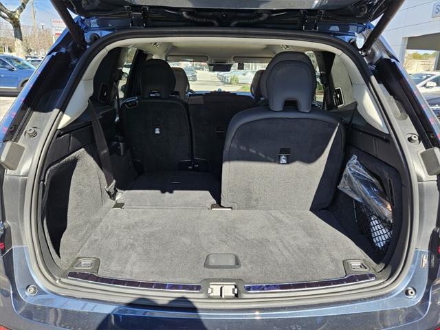 new 2025 Volvo EX90 car