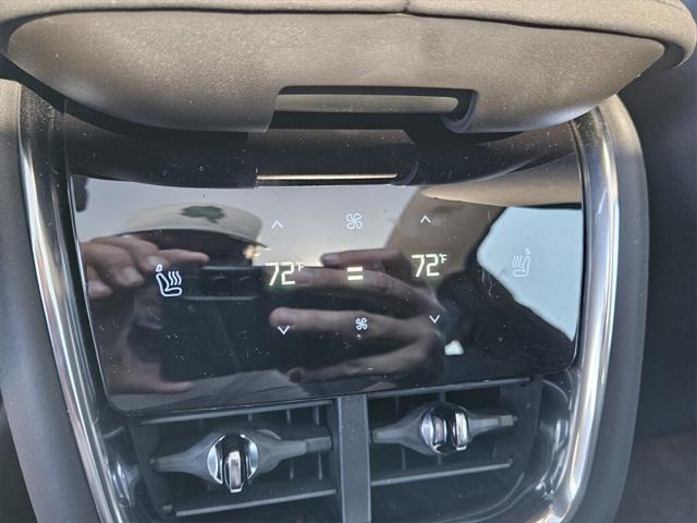 new 2025 Volvo EX90 car