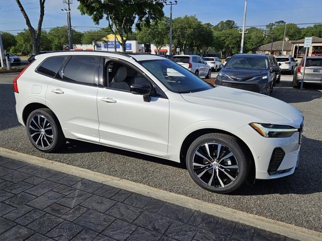 new 2025 Volvo XC60 car