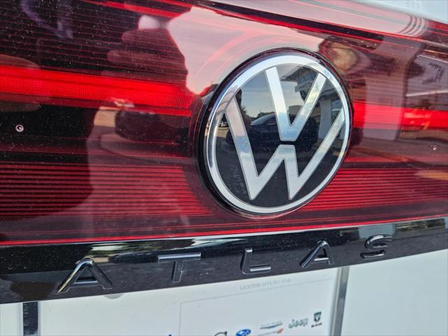 new 2025 Volkswagen Atlas Cross Sport car, priced at $52,416