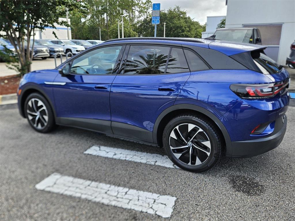 used 2022 Volkswagen ID.4 car, priced at $21,995