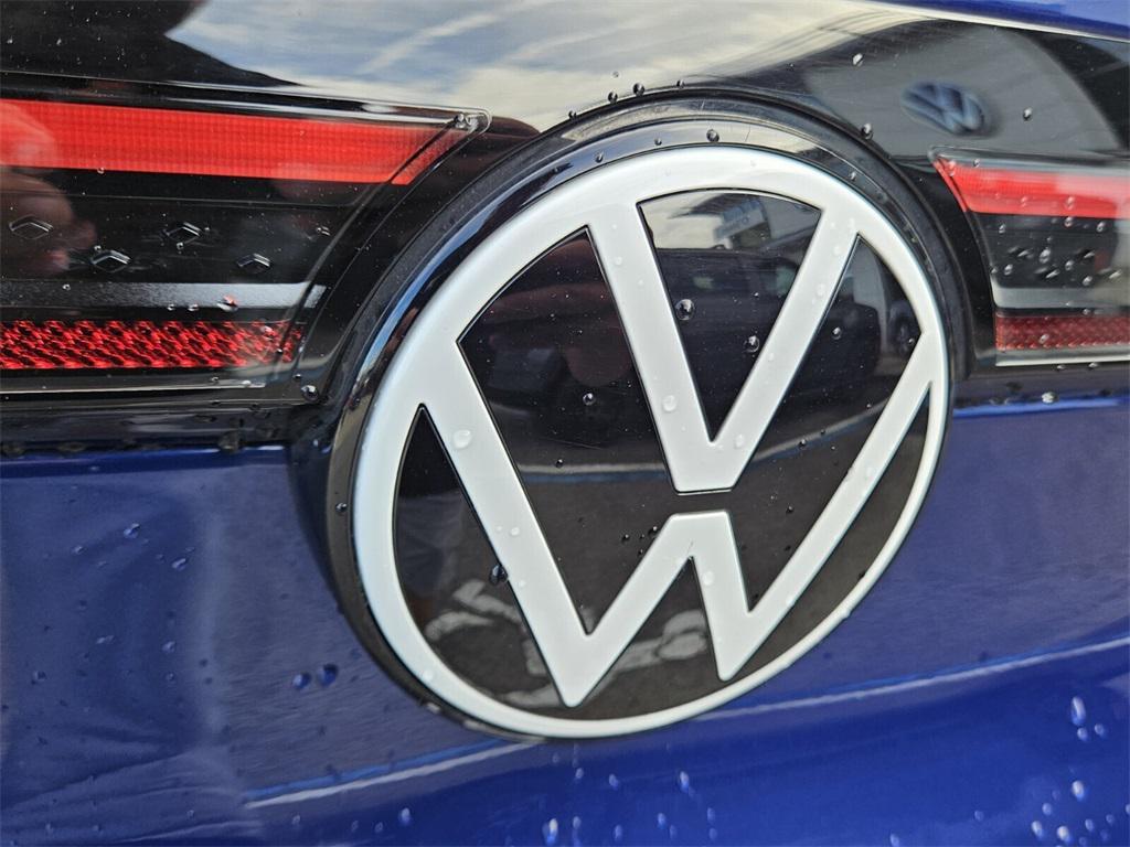 used 2022 Volkswagen ID.4 car, priced at $21,995