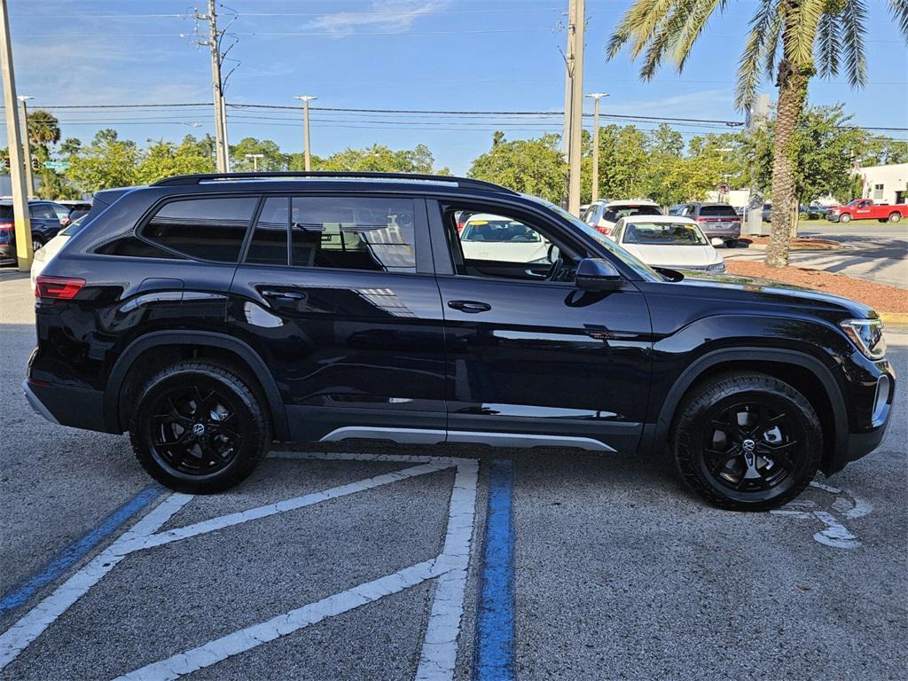new 2025 Volkswagen Atlas car, priced at $47,216
