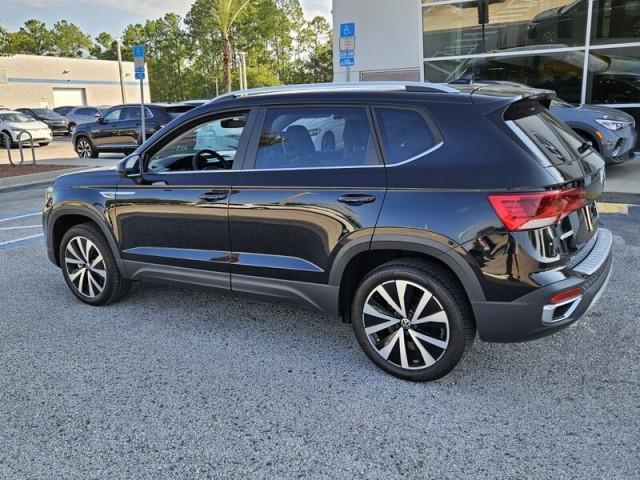 new 2024 Volkswagen Taos car, priced at $31,381