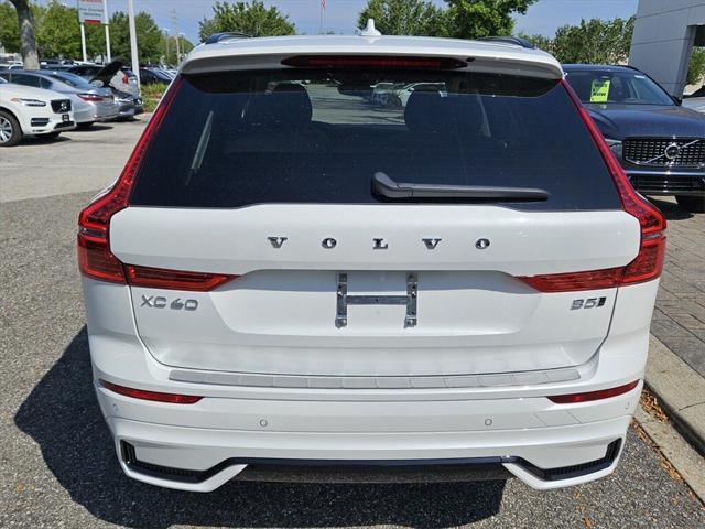 new 2025 Volvo XC60 car