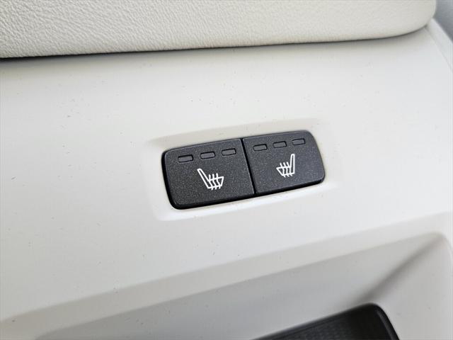new 2025 Volvo XC60 car