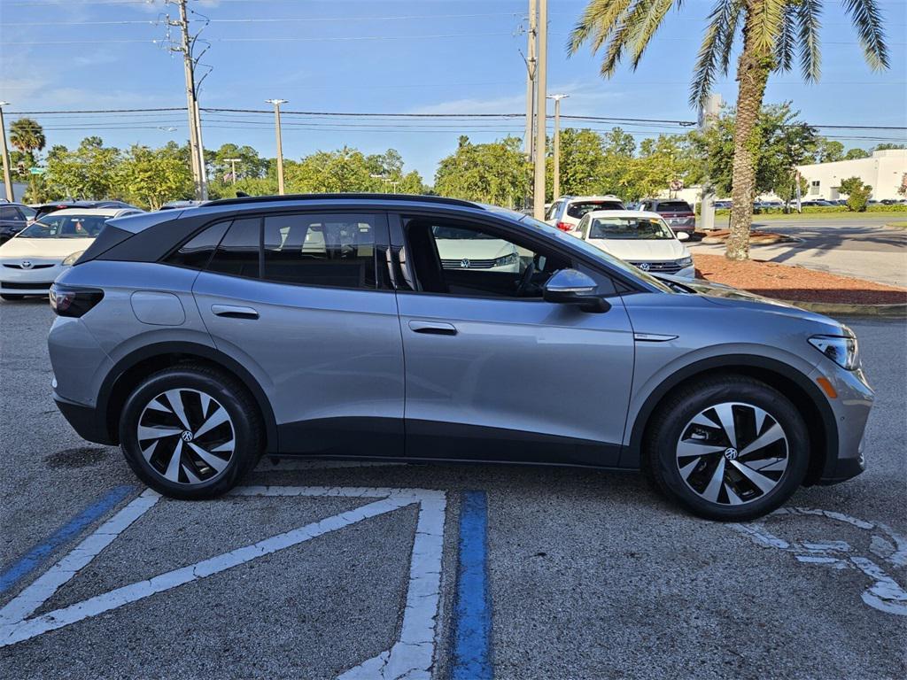 new 2025 Volkswagen ID.4 car, priced at $45,270