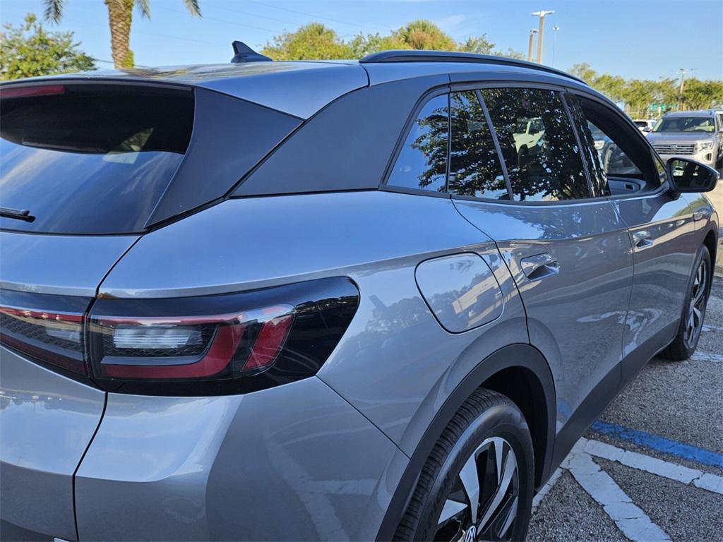 new 2025 Volkswagen ID.4 car, priced at $45,270