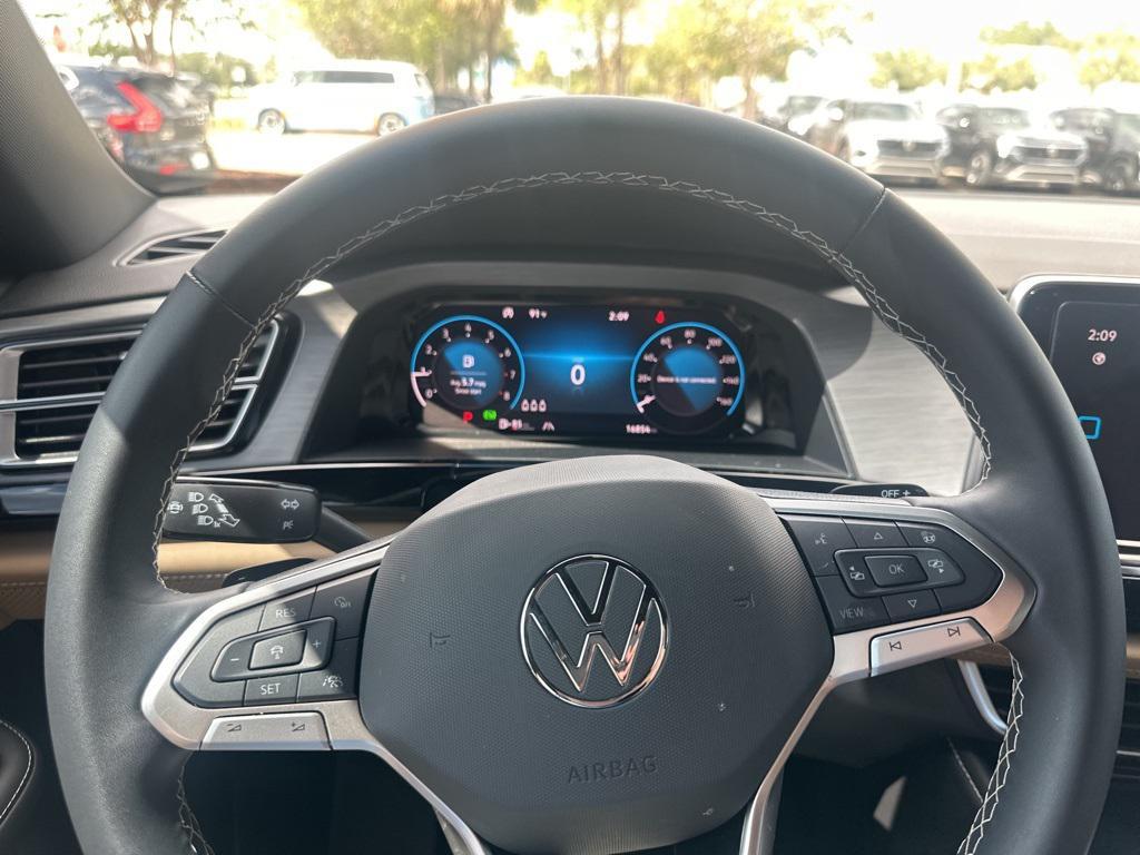 used 2024 Volkswagen Atlas Cross Sport car, priced at $37,995