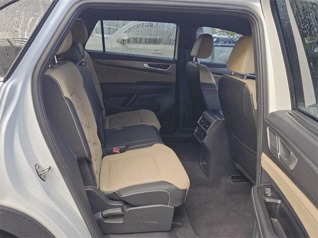 used 2024 Volkswagen Atlas Cross Sport car, priced at $35,995