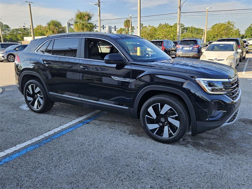 new 2026 Volkswagen Atlas Cross Sport car, priced at $49,480