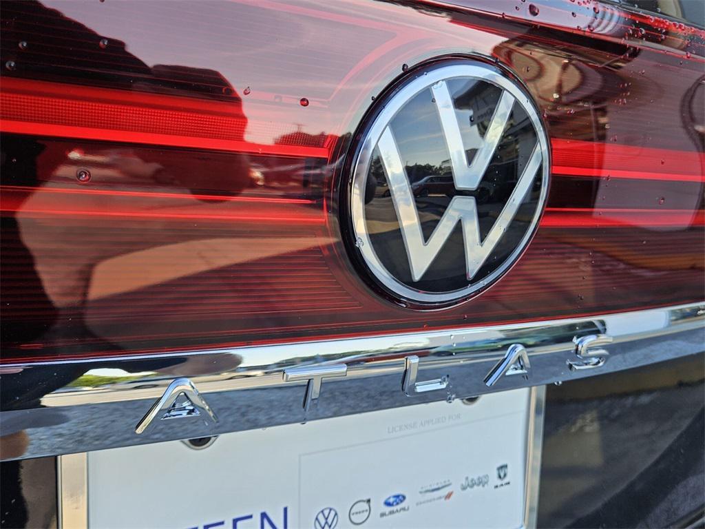 new 2026 Volkswagen Atlas Cross Sport car, priced at $49,480