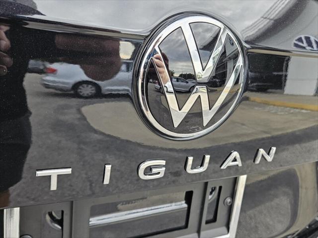 new 2024 Volkswagen Tiguan car, priced at $37,161