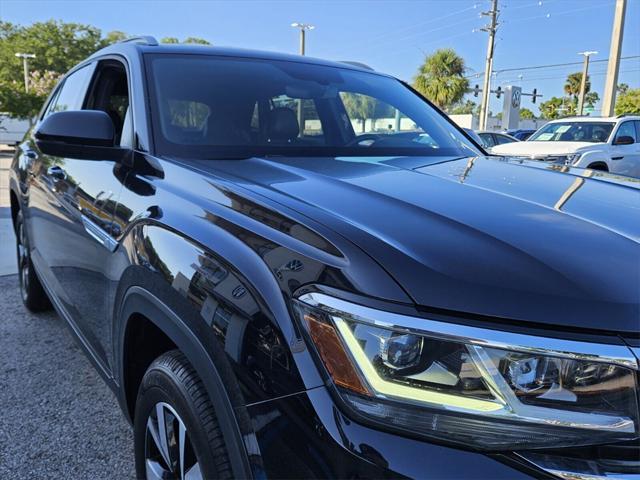 used 2022 Volkswagen Atlas Cross Sport car, priced at $21,995