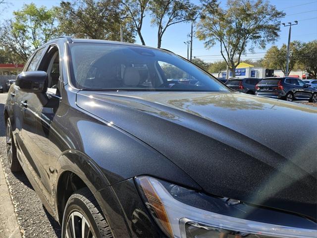 new 2025 Volvo XC60 car