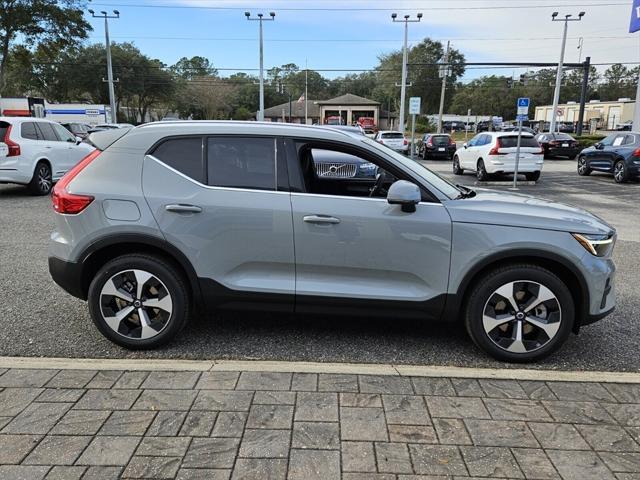 new 2025 Volvo XC40 car, priced at $45,465