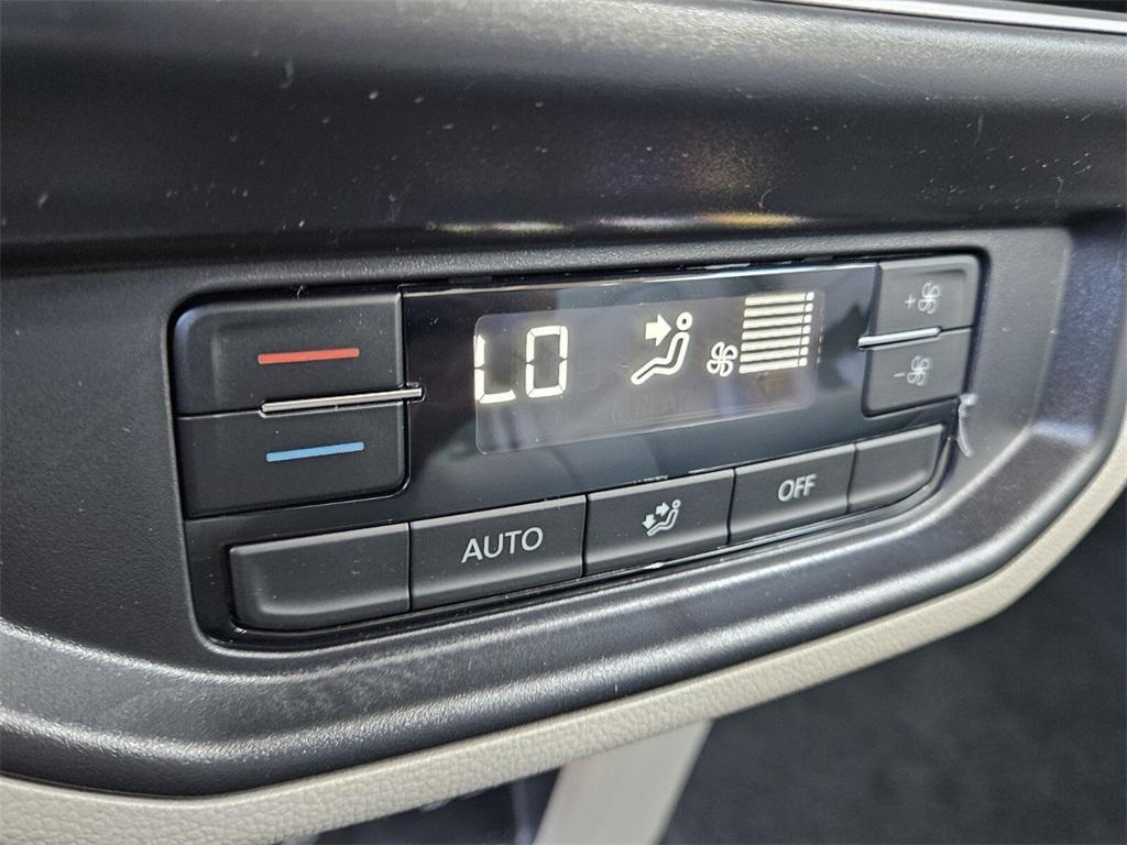 new 2026 Volkswagen Atlas car, priced at $46,495