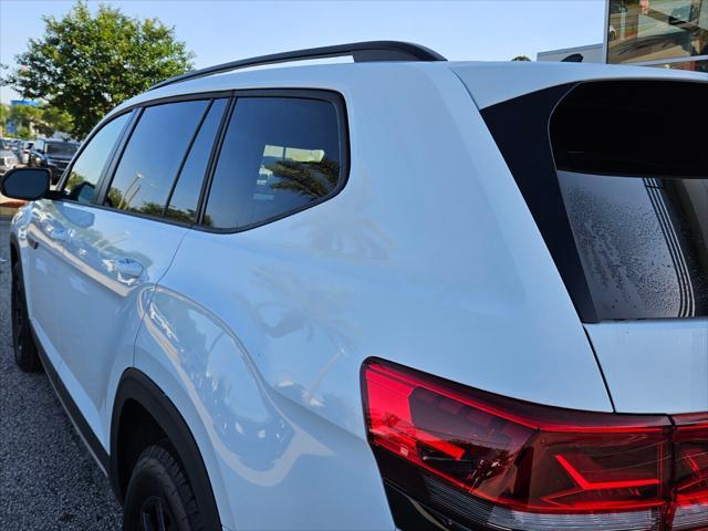 new 2025 Volkswagen Atlas car, priced at $50,341
