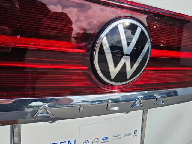 new 2025 Volkswagen Atlas car, priced at $47,095
