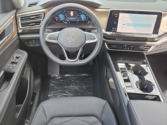 new 2025 Volkswagen Atlas car, priced at $47,095
