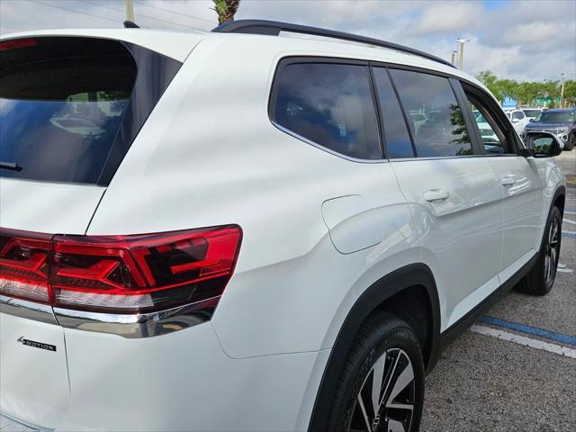 new 2025 Volkswagen Atlas car, priced at $47,095