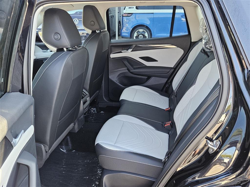 new 2025 Volkswagen Tiguan car, priced at $35,859