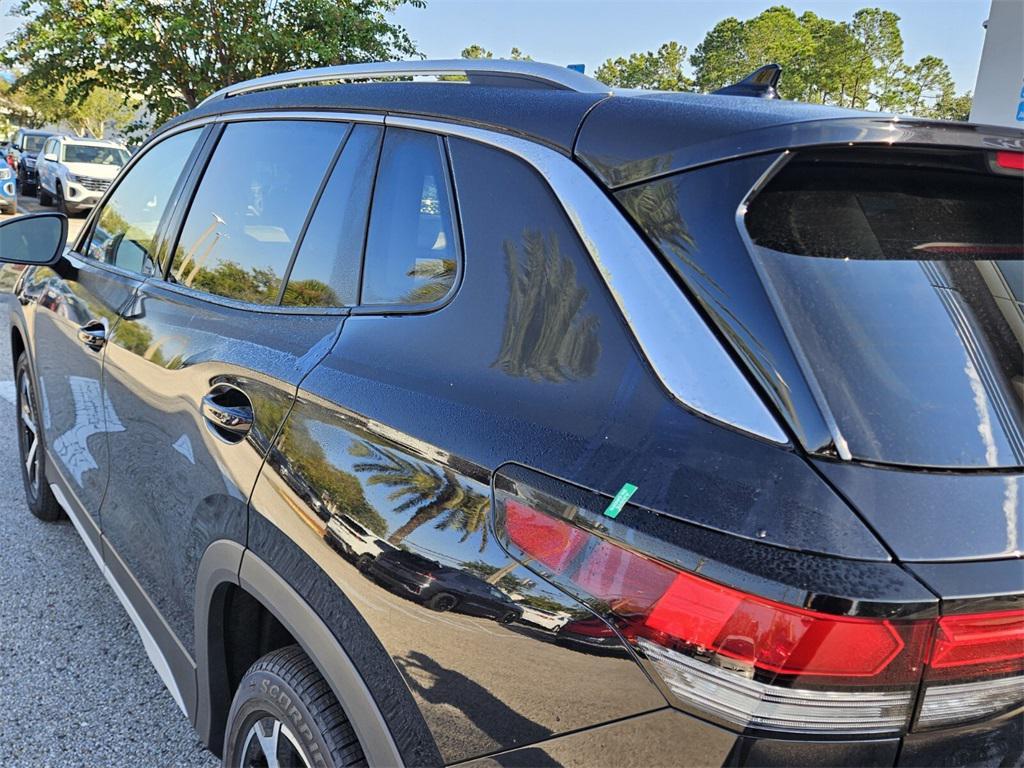 new 2025 Volkswagen Tiguan car, priced at $35,859