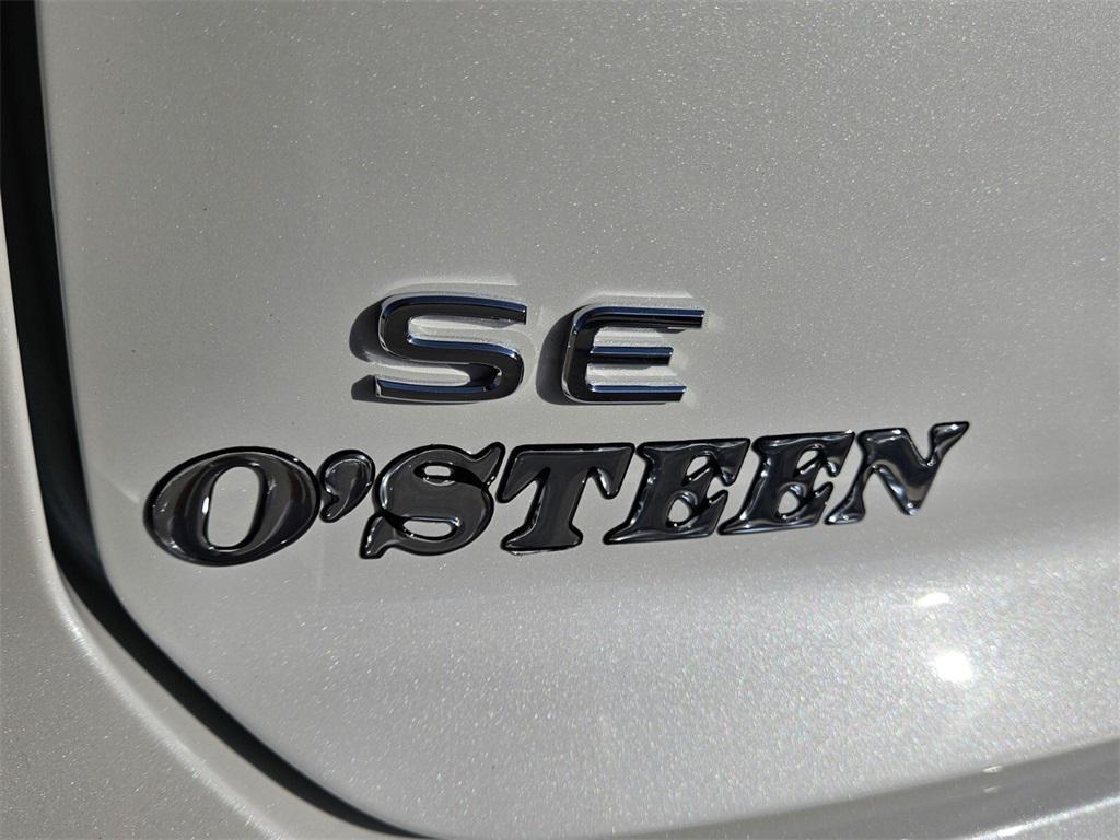 new 2026 Volkswagen Atlas Cross Sport car