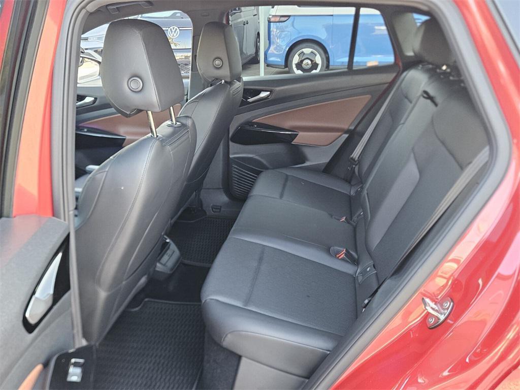 used 2022 Volkswagen ID.4 car, priced at $23,895