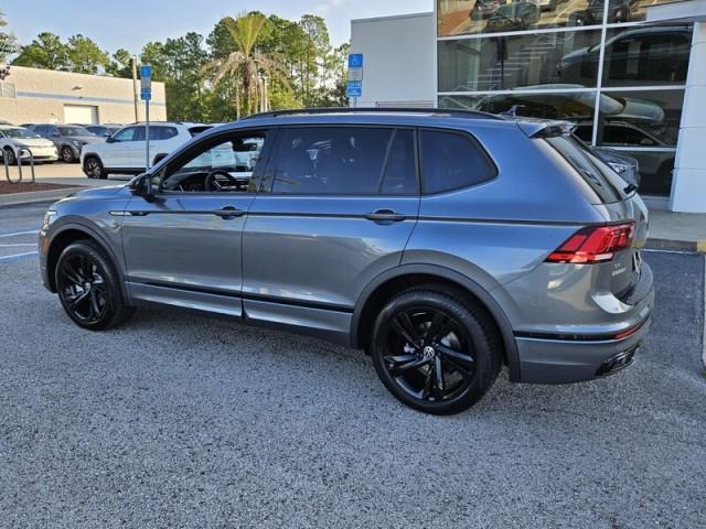 new 2024 Volkswagen Tiguan car, priced at $37,141