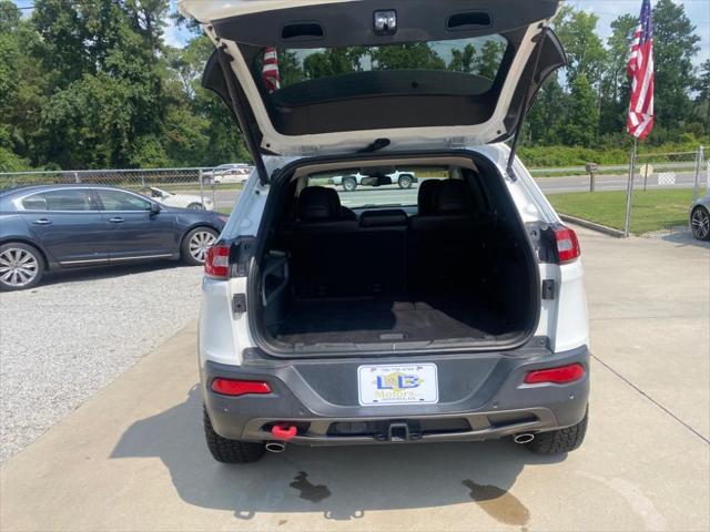 used 2018 Jeep Cherokee car, priced at $16,970