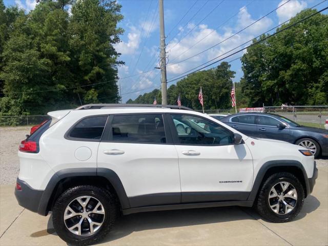 used 2018 Jeep Cherokee car, priced at $16,970