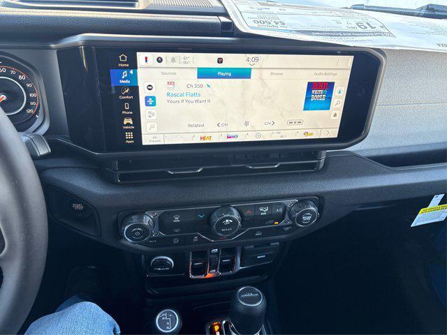 new 2026 Jeep Gladiator car, priced at $43,225