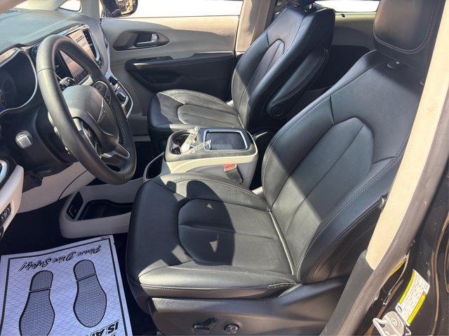 used 2024 Chrysler Pacifica car, priced at $29,437