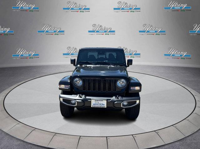 new 2025 Jeep Gladiator car, priced at $50,623