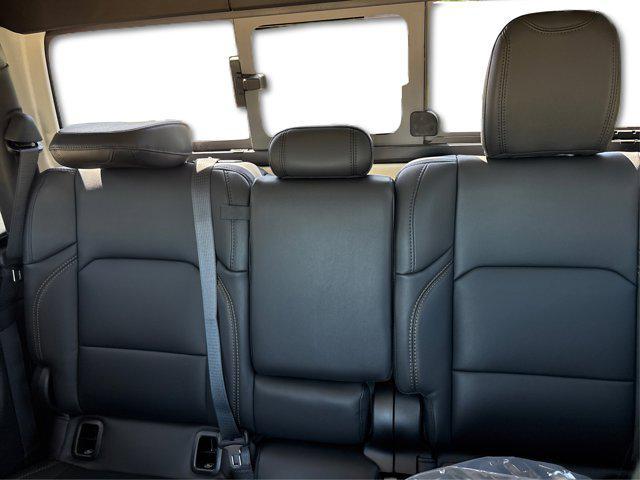 new 2025 Jeep Gladiator car, priced at $50,623