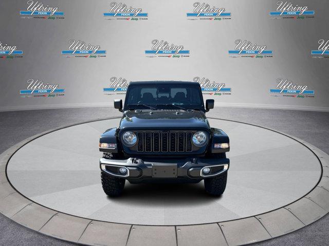 new 2025 Jeep Gladiator car, priced at $45,327