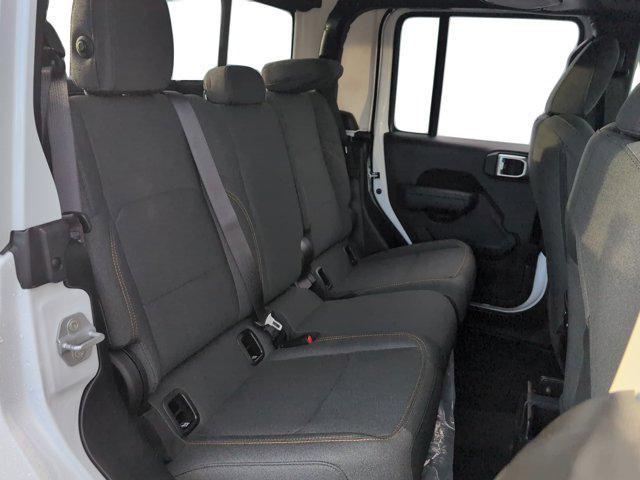 new 2025 Jeep Gladiator car, priced at $40,085
