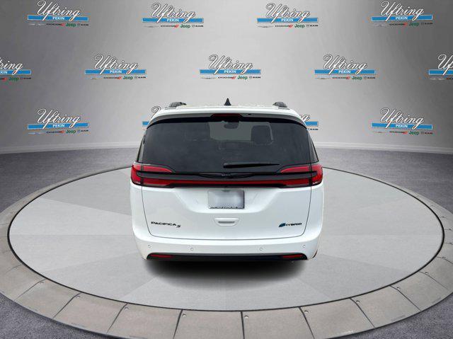new 2025 Chrysler Pacifica Hybrid car, priced at $54,681