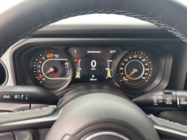 new 2025 Jeep Wrangler car, priced at $45,035