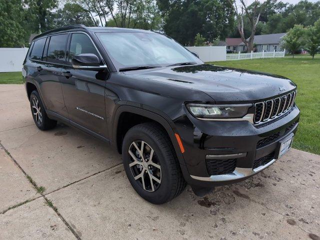 new 2024 Jeep Grand Cherokee L car, priced at $54,431