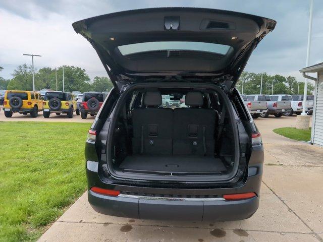 new 2024 Jeep Grand Cherokee L car, priced at $54,431