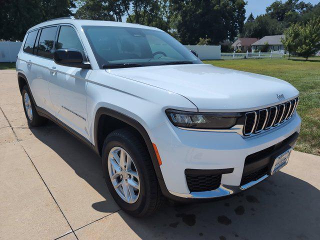 new 2024 Jeep Grand Cherokee L car, priced at $39,304