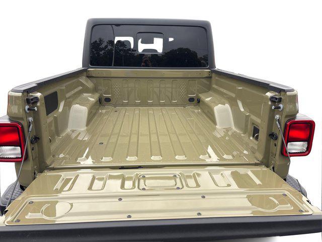 new 2025 Jeep Gladiator car, priced at $43,645